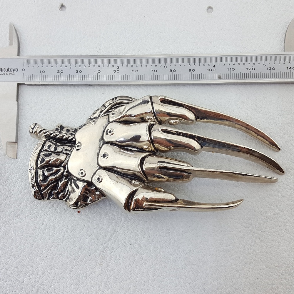 Friday the 13th Freddy Claw Belt Buckle